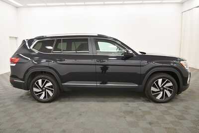 2025 Volkswagen Atlas, $38499. Photo 9
