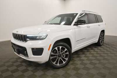 2023 Jeep Grand Cherokee L, $33999. Photo 2