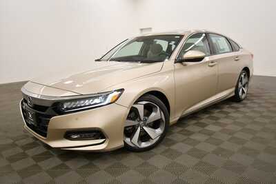 2020 Honda Accord, $27999. Photo 2