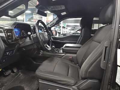 2021 Ford F-150, $29672. Photo 3