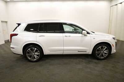 2021 Cadillac XT6, $25395. Photo 9