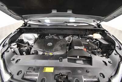 2017 Toyota Highlander, $18499. Photo 12