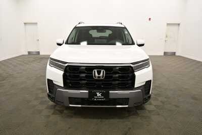 2026 Honda Pilot, $50082. Photo 10