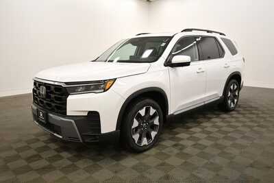 2026 Honda Pilot, $50082. Photo 2