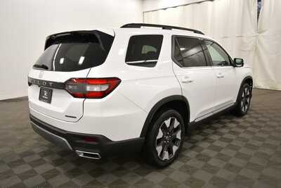 2026 Honda Pilot, $50082. Photo 7