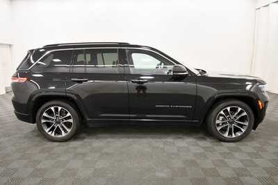 2023 Jeep Grand Cherokee, $31499. Photo 9