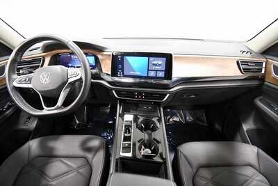 2024 Volkswagen Atlas, $31999. Photo 3