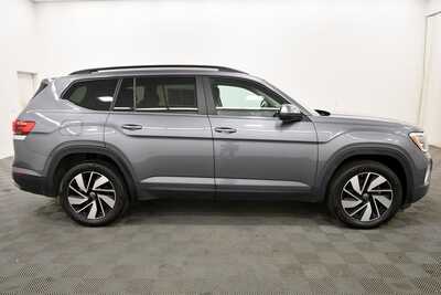 2024 Volkswagen Atlas, $31999. Photo 9