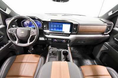 2026 Chevrolet 1500 Crew Cab, $68995. Photo 3