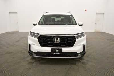 2025 Honda Pilot, $51550. Photo 10