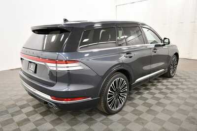 2022 Lincoln Aviator, $39995. Photo 8