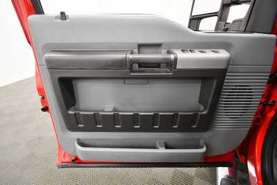 2015 Ford F250 Crew Cab, $23999. Photo 12