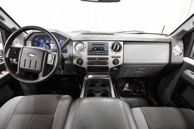 2015 Ford F250 Crew Cab, $23999. Photo 3