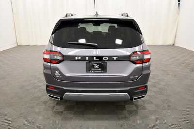 2026 Honda Pilot, $51603. Photo 6