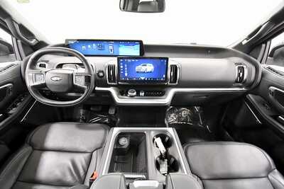 2025 Ford Expedition Max, $78995. Photo 3