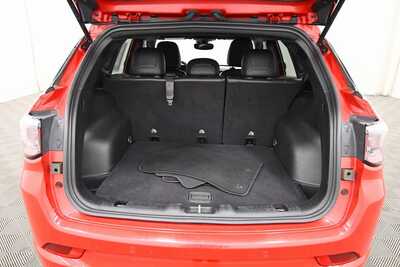 2023 Jeep Compass, $19995. Photo 7