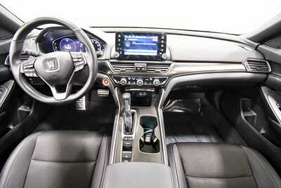 2022 Honda Accord, $23999. Photo 3