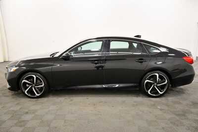 2022 Honda Accord, $23999. Photo 4
