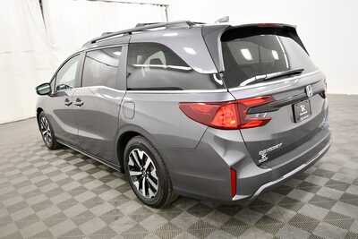 2025 Honda Odyssey, $39455. Photo 5