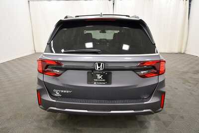 2025 Honda Odyssey, $39455. Photo 6