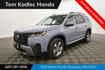 2026 Honda Pilot, $46628. Photo 1