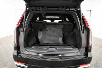 2024 Cadillac Escalade, $82250. Photo 7