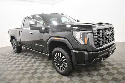 2024 GMC 2500 Crew Cab, $72499. Photo 10