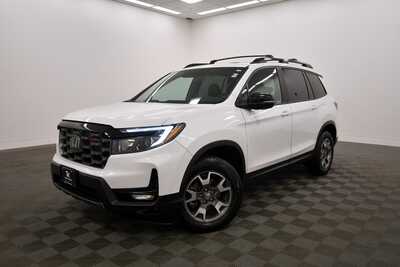 2022 Honda Passport, $24999. Photo 2