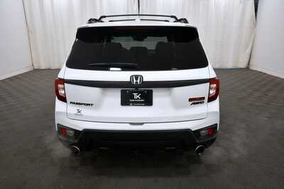 2022 Honda Passport, $24999. Photo 6