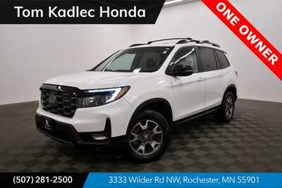 2022 Honda Passport, $24999. Photo 1