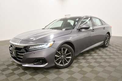 2021 Honda Accord, $20499. Photo 2
