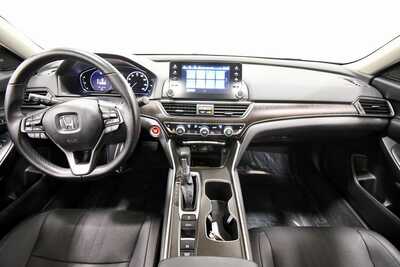 2021 Honda Accord, $20499. Photo 3