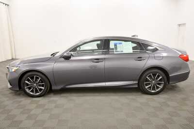 2021 Honda Accord, $20499. Photo 4