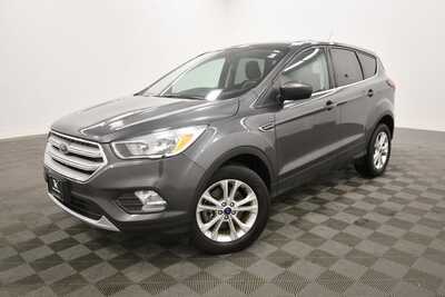 2019 Ford Escape, $12499. Photo 2