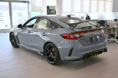 2025 Honda Civic, $47545. Photo 4