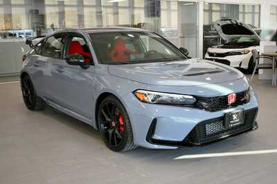 2025 Honda Civic, $47545. Photo 8