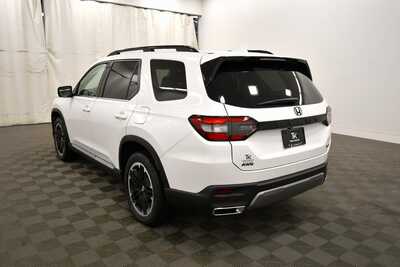 2026 Honda Pilot, $51753. Photo 5