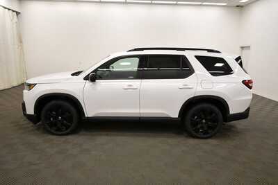 2026 Honda Pilot, $54754. Photo 4