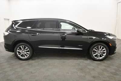 2023 Buick Enclave, $39584. Photo 9