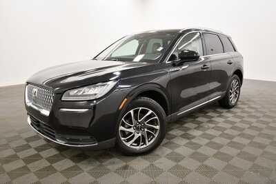 2022 Lincoln Corsair, $28995. Photo 2