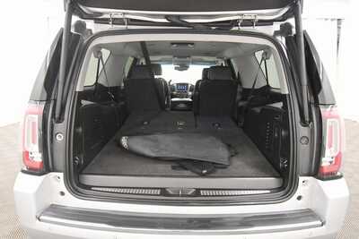 2016 GMC Yukon XL, $14999. Photo 7
