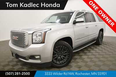 2016 GMC Yukon XL, $14999. Photo 1