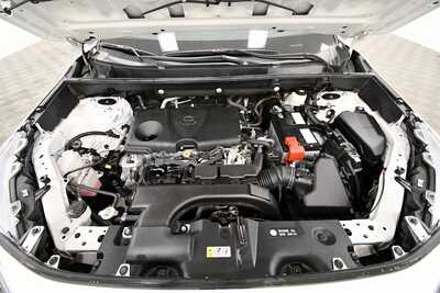 2019 Toyota RAV4, $23796. Photo 12
