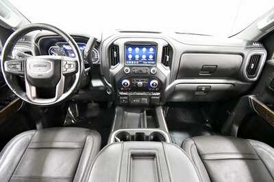 2020 GMC 1500 Crew Cab, $31999. Photo 3