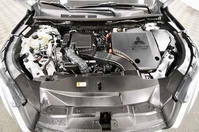 2024 Mitsubishi Outlander, $33995. Photo 12
