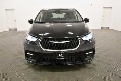 2024 Chrysler Pacifica, $33259. Photo 11