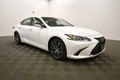 2023 Lexus ES Series, $37295. Photo 9