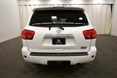 2013 Toyota Sequoia, $18795. Photo 6