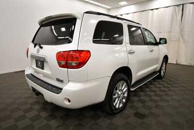 2013 Toyota Sequoia, $18795. Photo 8