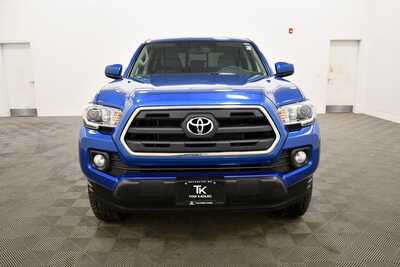 2017 Toyota Tacoma, $24499. Photo 11